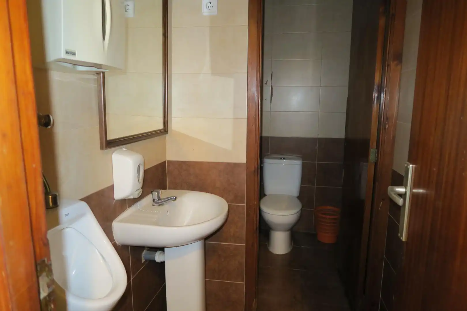 Bathroom of Commercial properties for sale in  Palma de Mallorca
