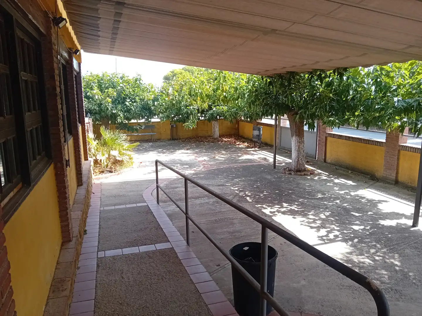 Locale commerciale in affitto a Carrer Alberes 2, imagen 8