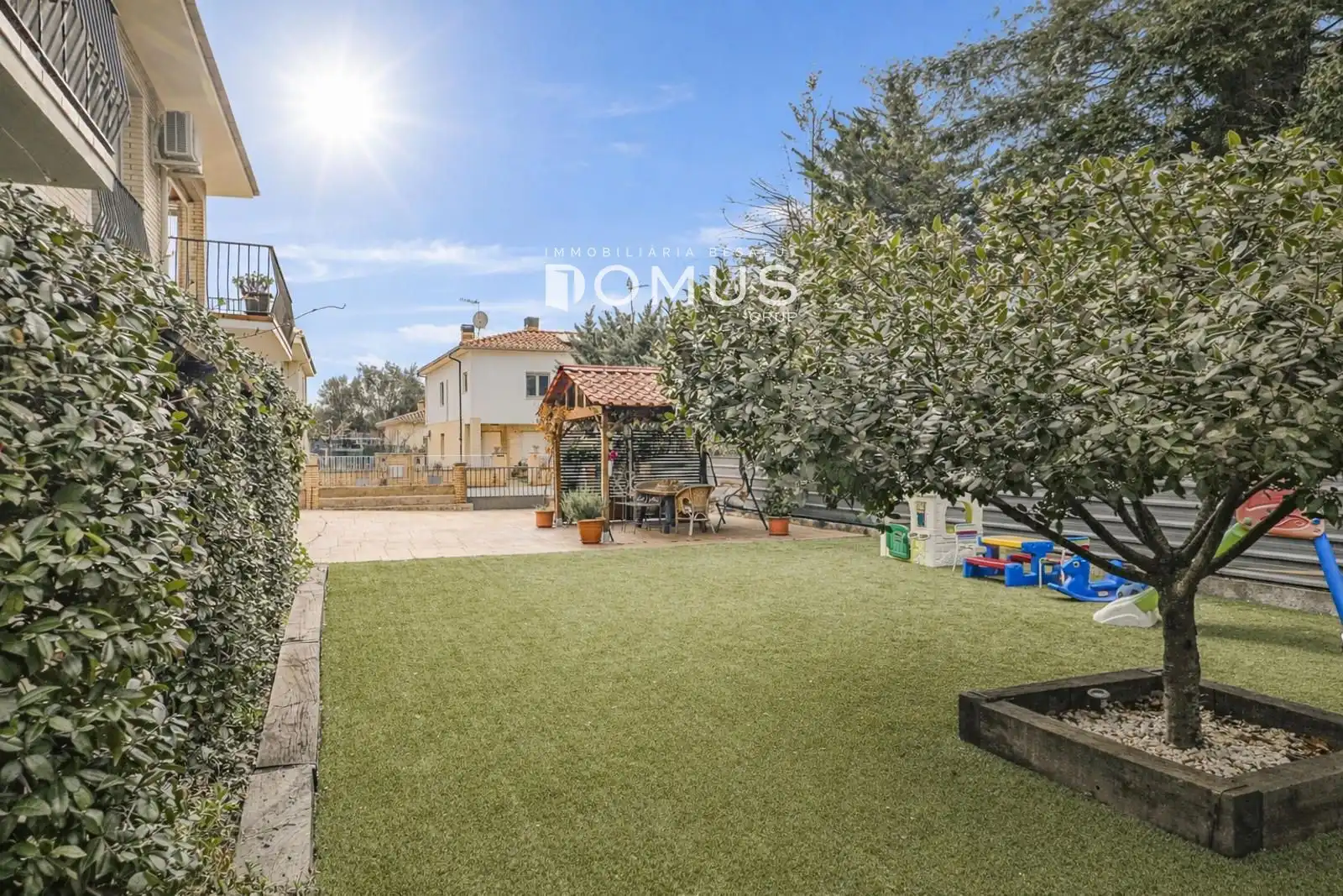 Garden of Houses for sale in Besalú  with Air Conditioner, Private garden and Terrace
