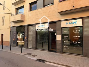 Local comercial en venta en Josep Torras i Bages