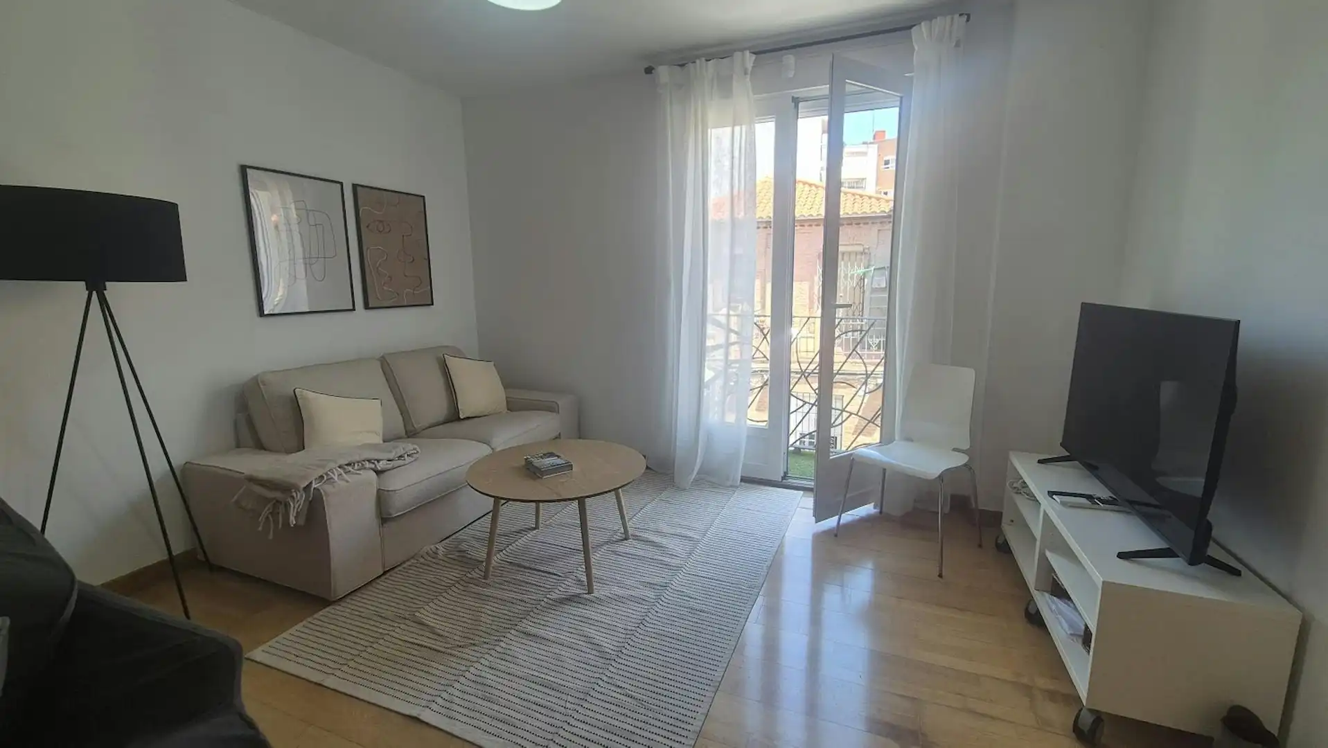 Wohnzimmer von Wohnung zur Miete in Madrid mit Klimaanlage, Heizung und Möbliert