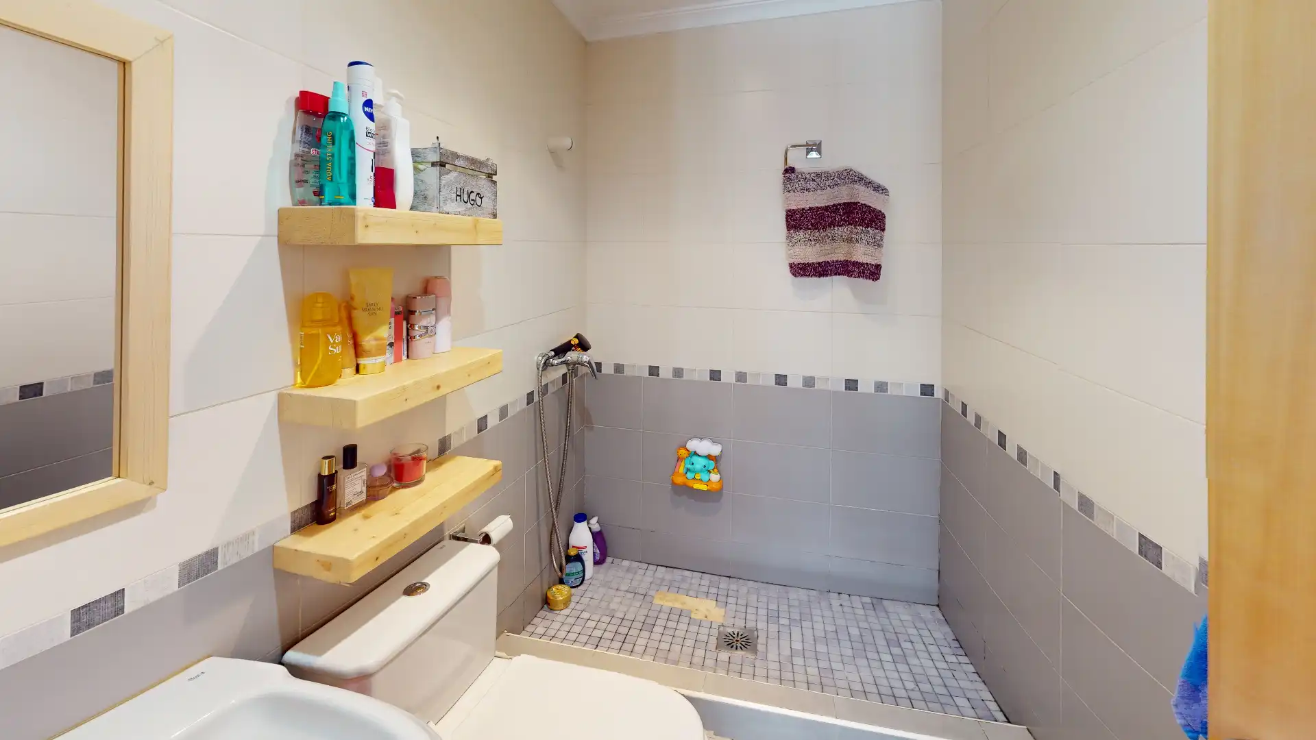 Baño de Piso en venta en San Isidro con Trastero y Amueblado