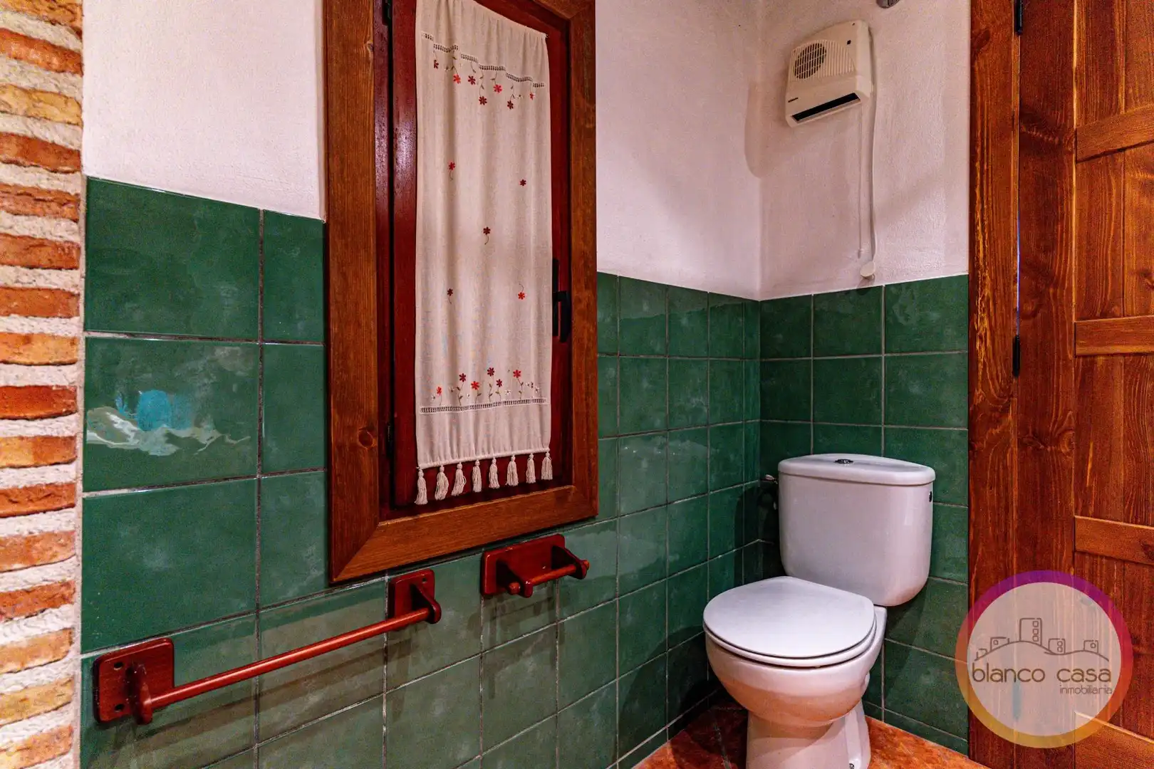 Bany de Casa o xalet en venda en Vimianzo amb Calefacció i Traster