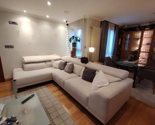 Sala d'estar de Pis en venda en Bilbao  amb Aire condicionat, Calefacció i Traster