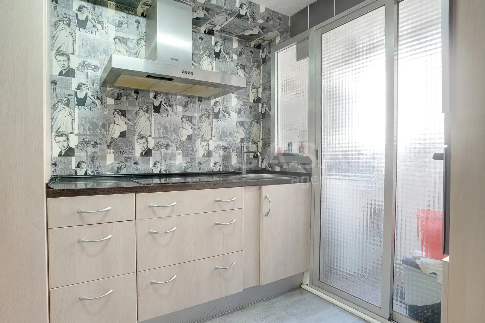 Küche von Wohnung zum Verkauf in L'Hospitalet de Llobregat