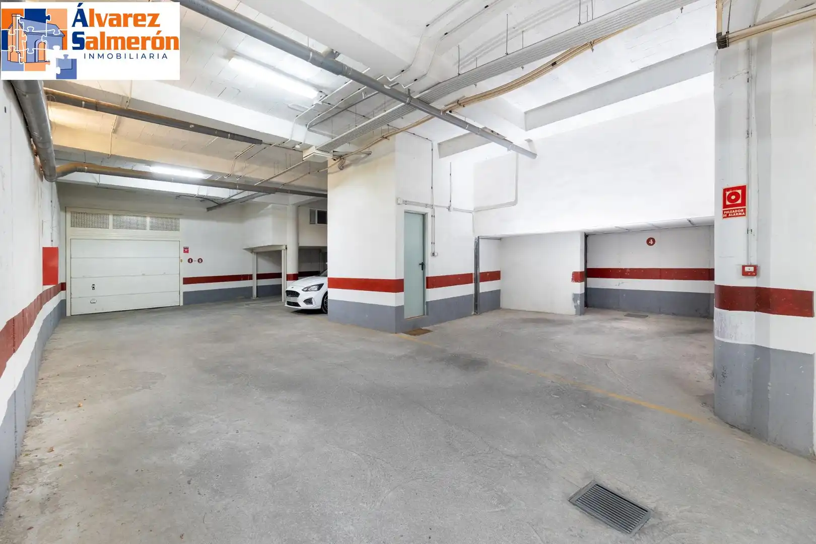 Casa adosada en venta en Calle SALA DOS HERMANAS, Crta. De la Sierra