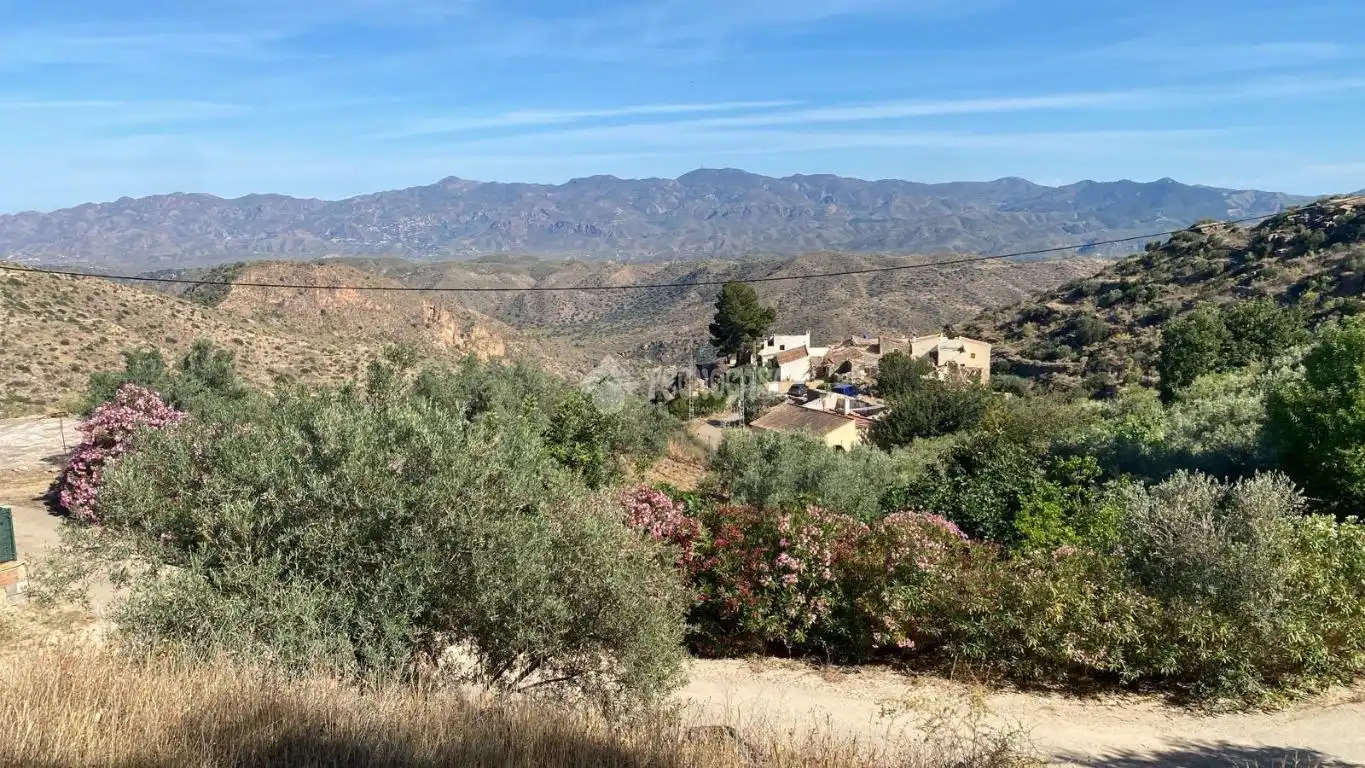 Finca rústica en venda en Bédar amb Aire condicionat, Jardí privat i Moblat