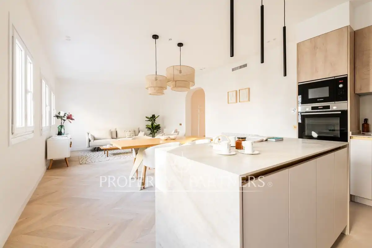 Kitchen of Apartments for sale in  Madrid Capital  with Air Conditioner, Heating and Furnished