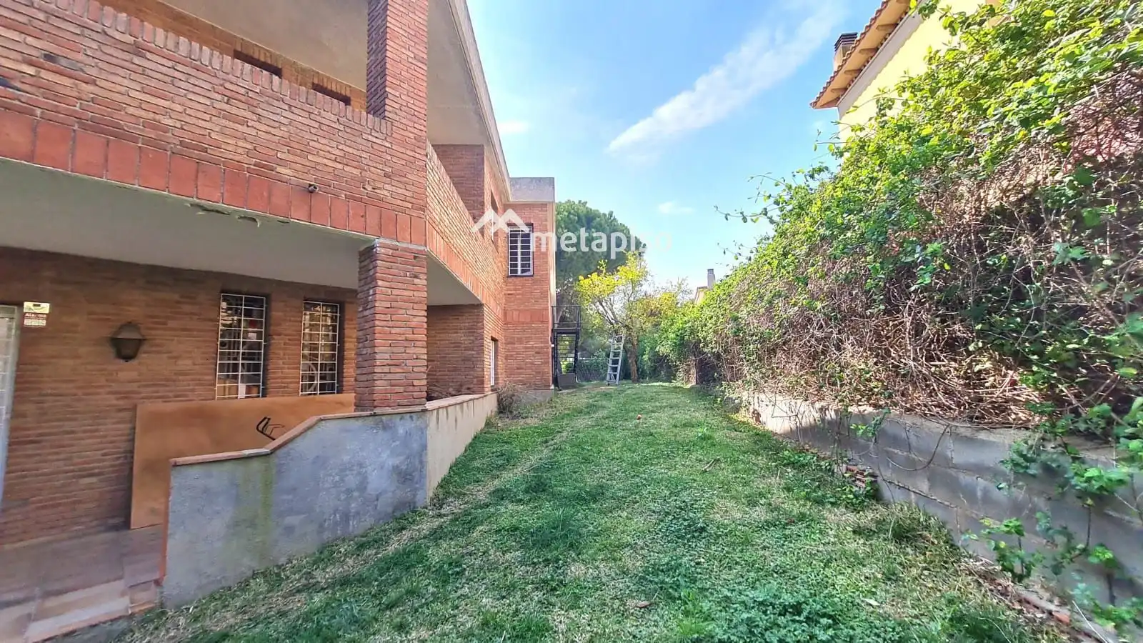 Vista exterior de Casa o xalet en venda en El Vendrell amb Aire condicionat i Calefacció