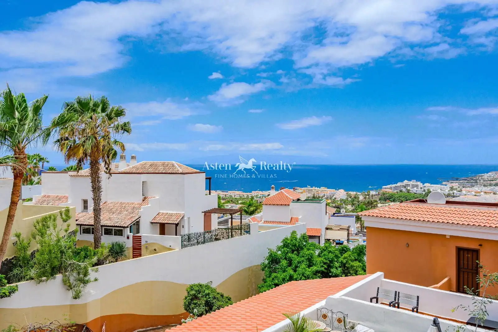 Exterior view of Duplexes for sale in Adeje  with Air Conditioner, Terrace and Furnished