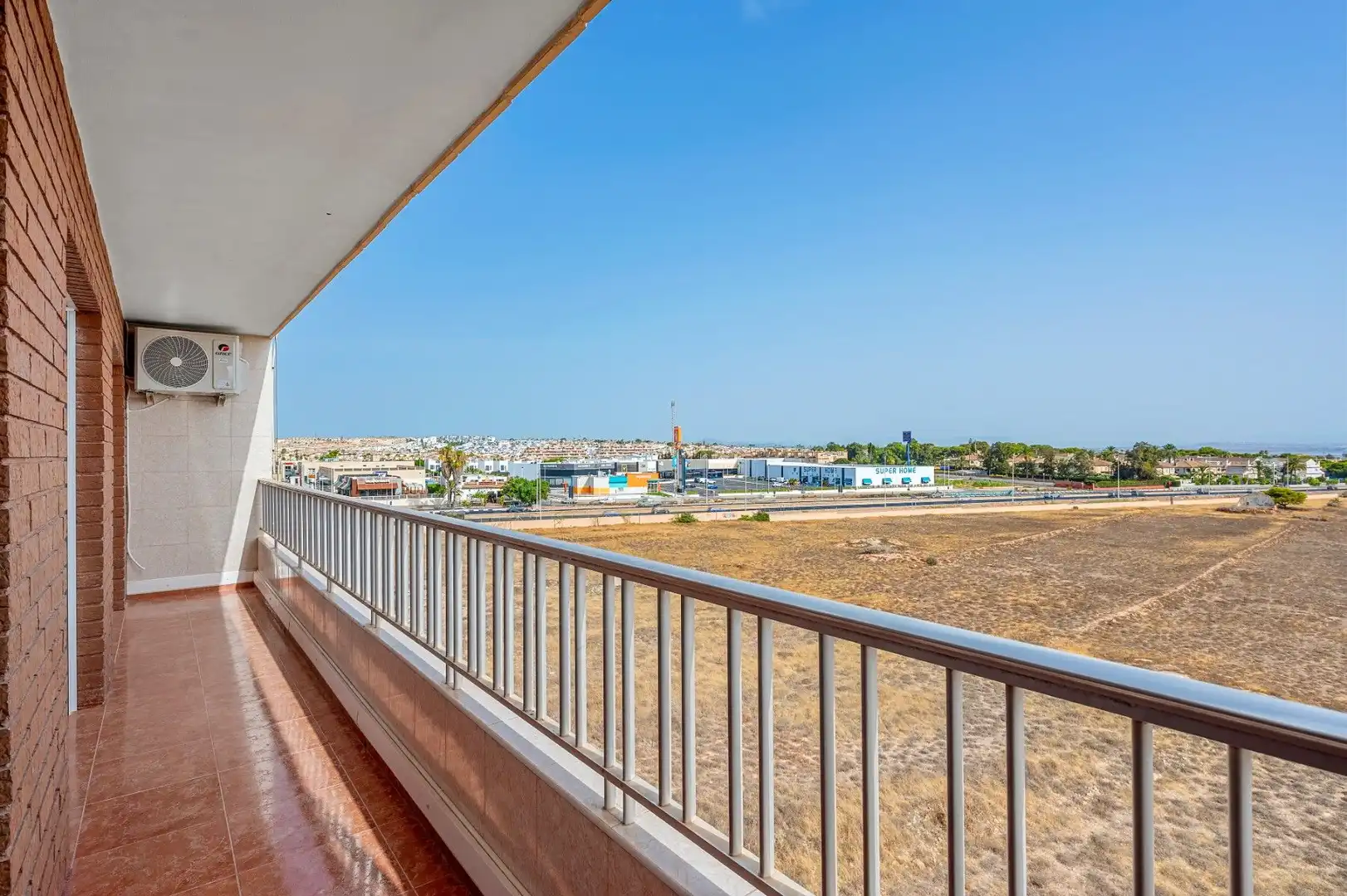Terraza de Ático en venta en Torrevieja con Aire acondicionado, Calefacción y Amueblado