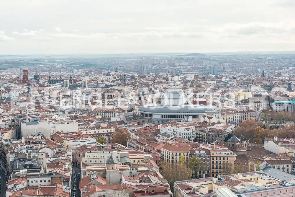 Vista exterior de Piso de alquiler en Madrid con Aire acondicionado y Calefacción