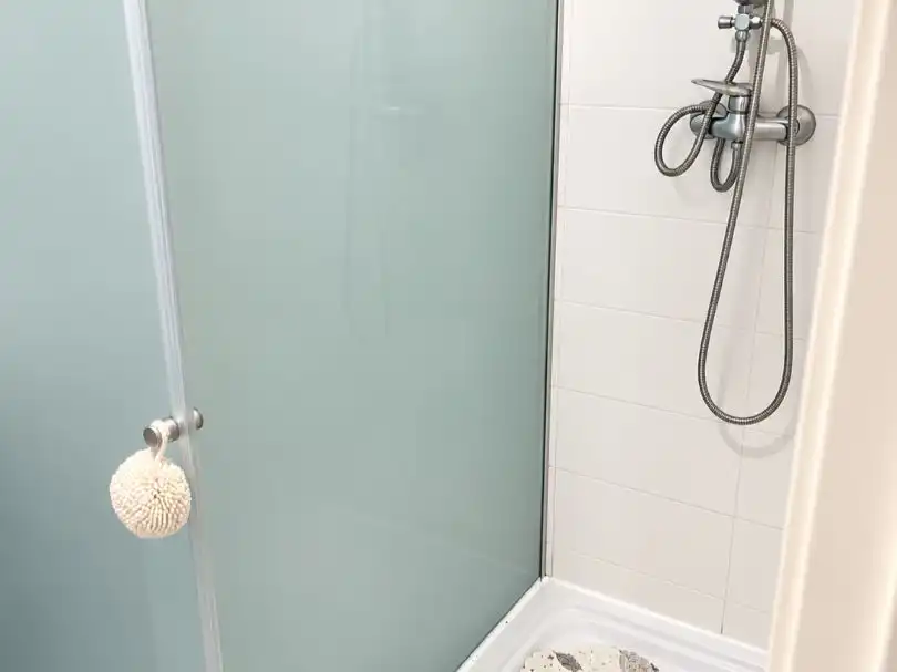 Bany de Pis en venda en San Sebastián de los Reyes amb Aire condicionat, Terrassa i Balcó