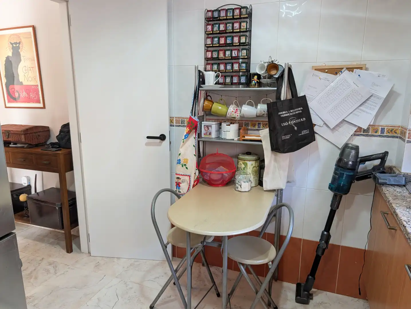 Cuina de Casa adosada en venda en Gilet amb Aire condicionat, Terrassa i Traster