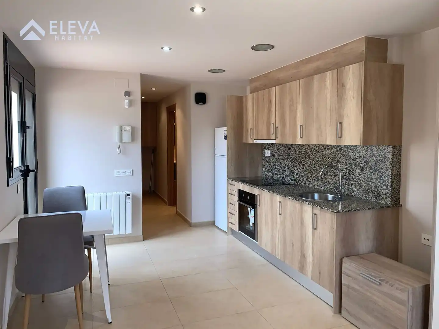 Cocina de Edificio en venta en Lleida