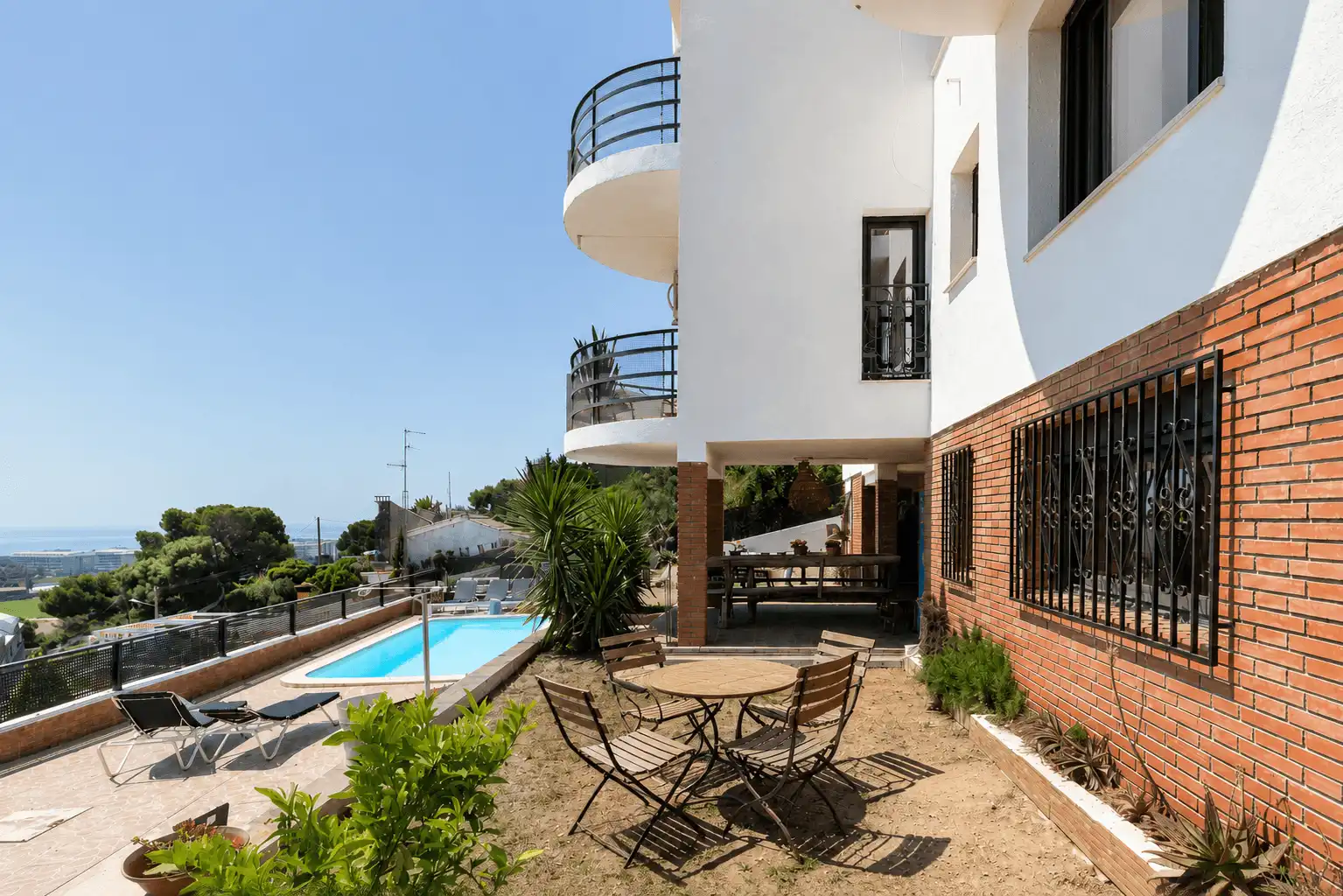 House with pool for sale in Santa Susanna, imagen 3