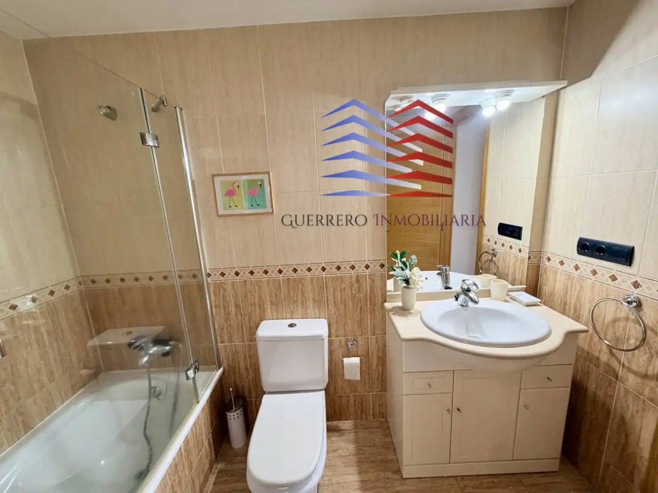 Bany de Apartament en venda en Ourense Capital  amb Calefacció, Parquet i Traster