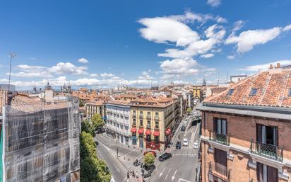 Vista exterior de Àtic en venda en  Madrid Capital amb Terrassa