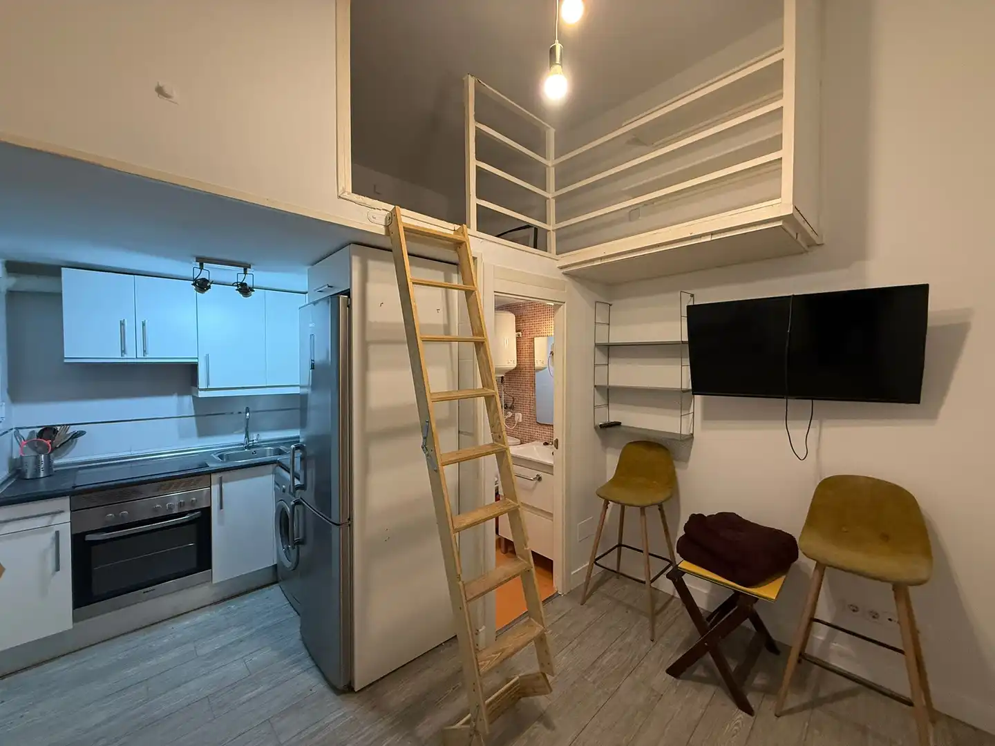 Flat for sale in Calle OLIVAR