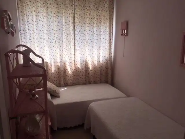 Dormitori de Pis en venda en Estepona amb Terrassa i Piscina
