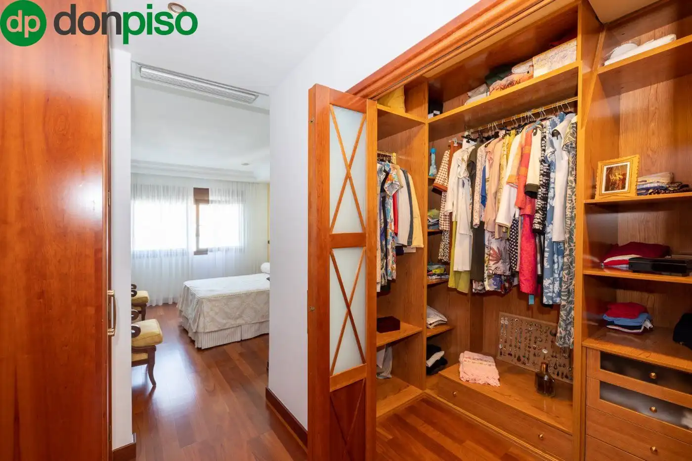 Bedroom of Houses for sale in Granada  with Air Conditioner, Heating and Terrace