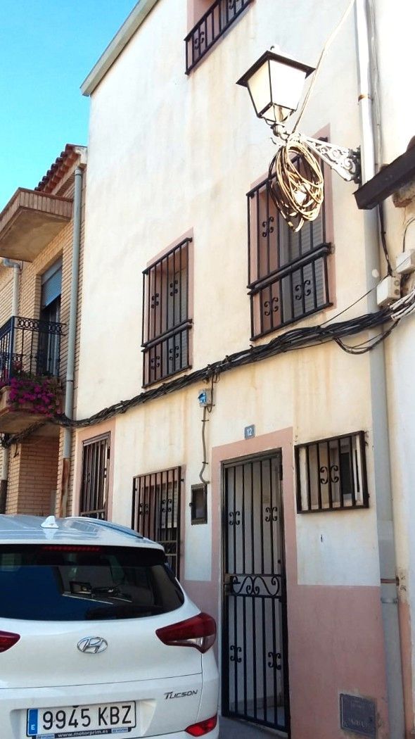 Casa adosada en venda a Calle Don Benito, 12, Minglanilla