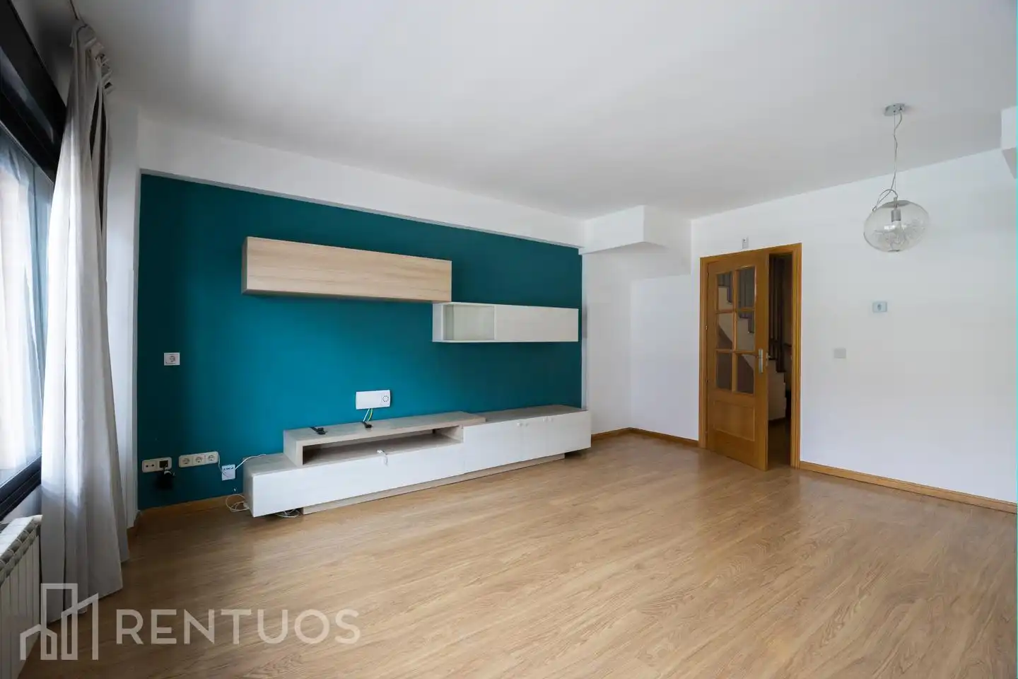 Sala de estar de Dúplex de alquiler en Madrid con Aire acondicionado, Calefacción y Terraza
