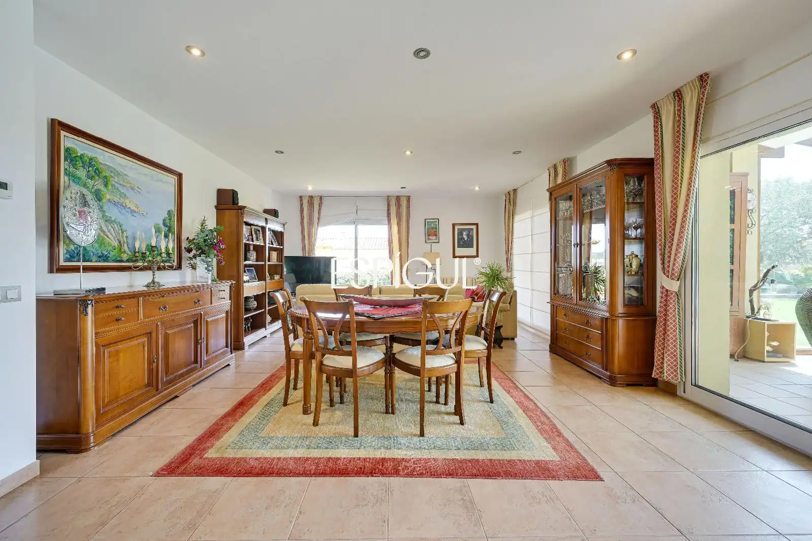 Sala de estar de Casa o chalet en venta en Mont-ras con Aire acondicionado, Calefacción y Parquet