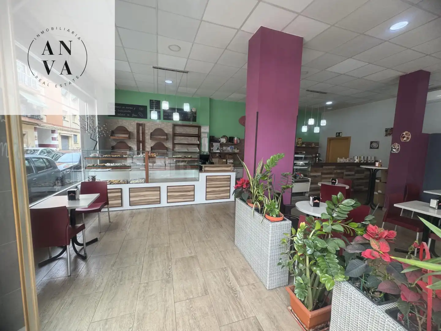 Local en venta en Alicante / Alacant con Aire acondicionado y Amueblado
