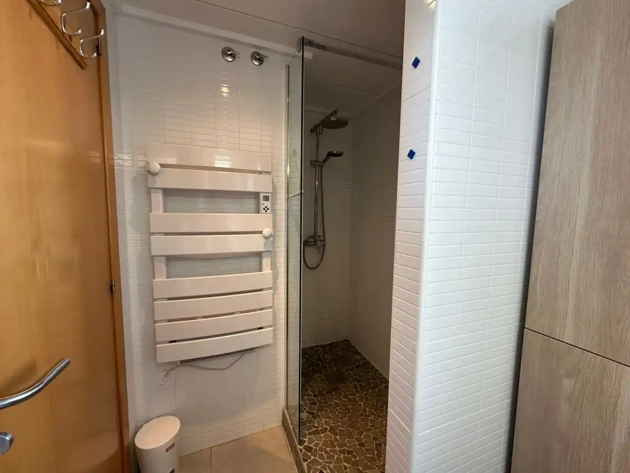 Baño de Apartamento en venta en Roses con Aire acondicionado, Calefacción y Terraza