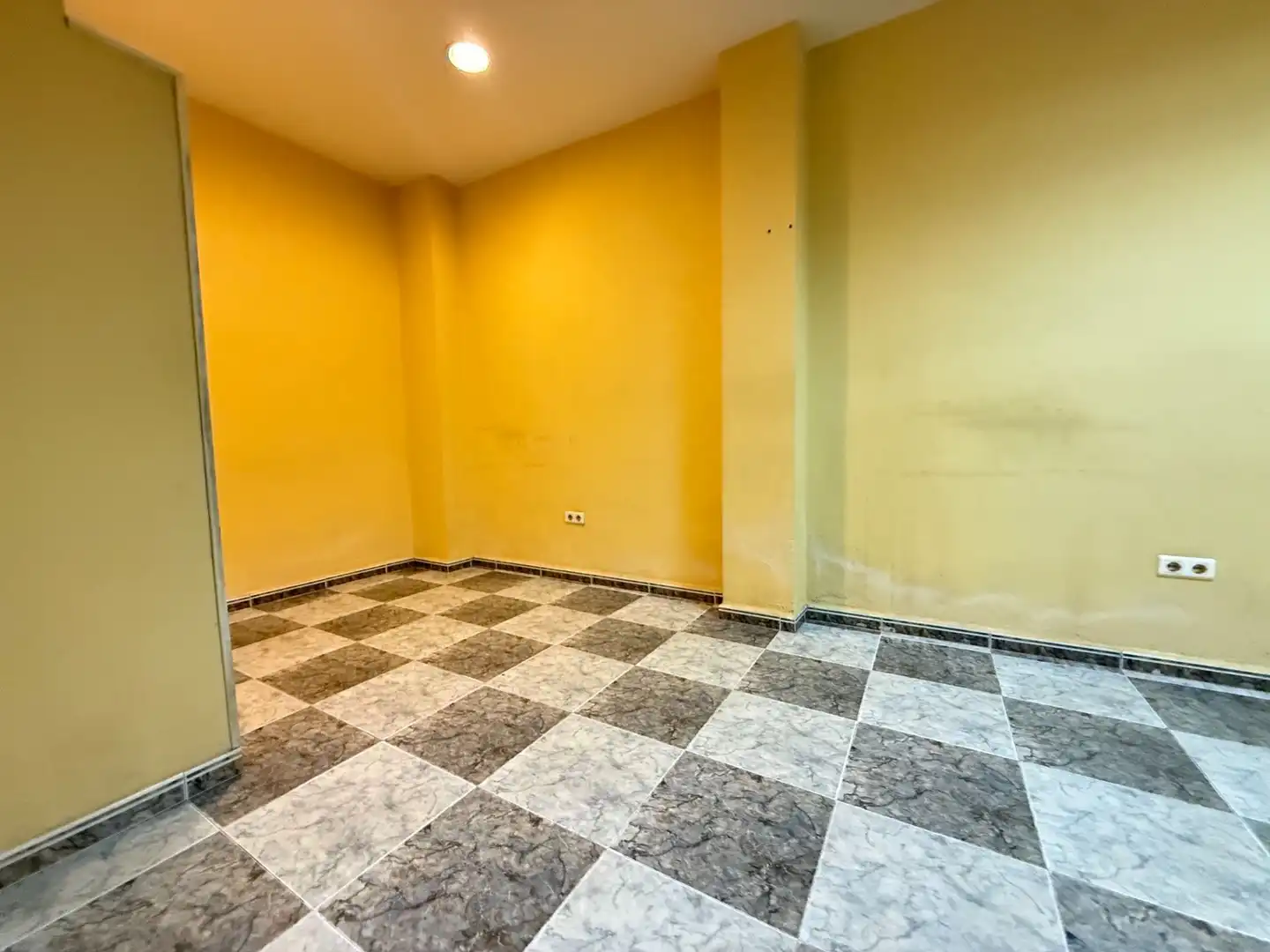 Business premises for sale in Macias Belmonte, imagen 9