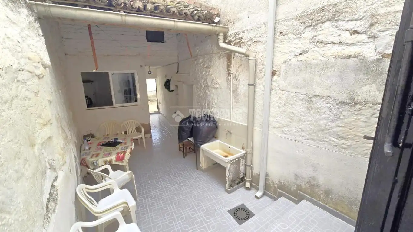 Country homes for sale in La Nava de Ricomalillo  with Air Conditioner and Private garden