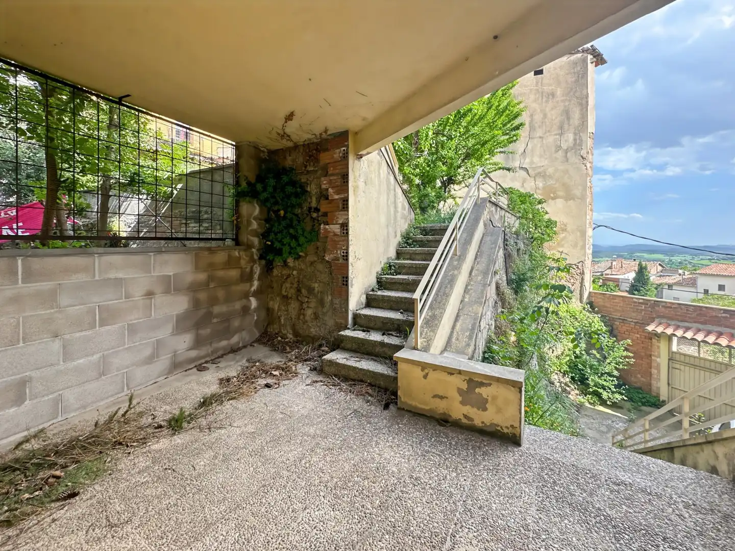 Einfamilien-Reihenhaus zum Verkauf in Berga mit Heizung und Balkon