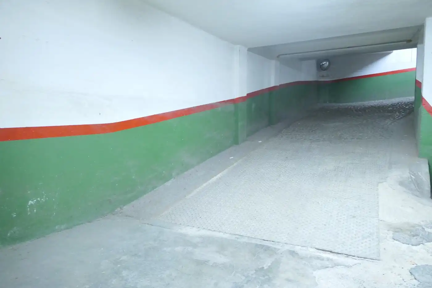 Parkplatz von Garage zum Verkauf in Barcelona
