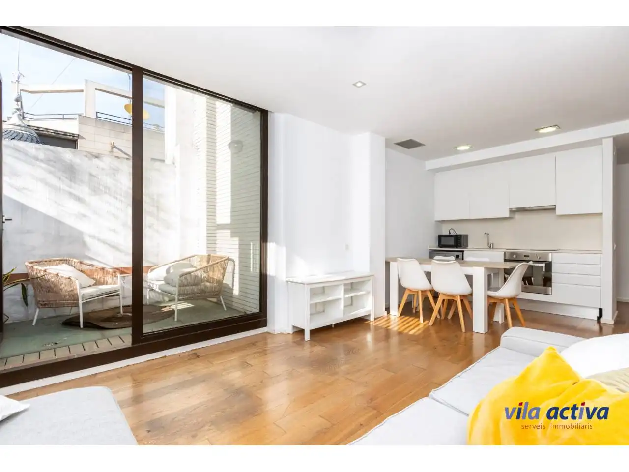 Exterior view of Flat for sale in Sabadell  with Air Conditioner, Heating and Parquet flooring