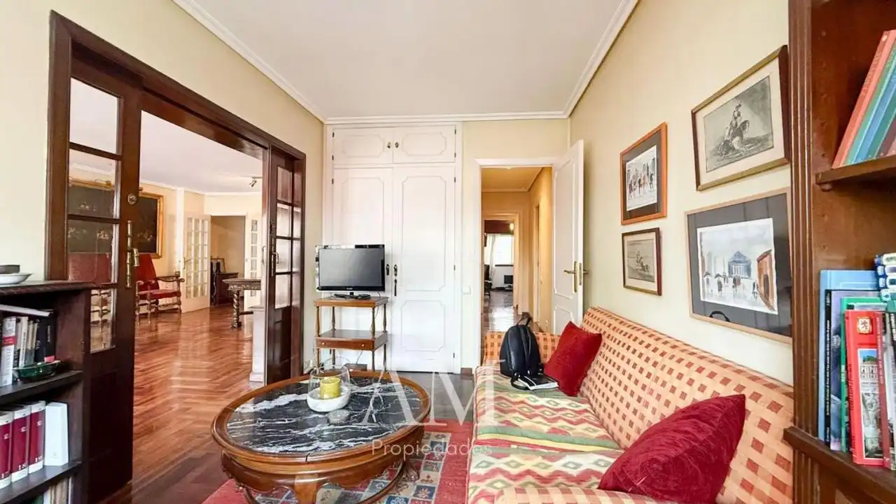 Living room of Flat for sale in Vigo   with Heating and Storage room
