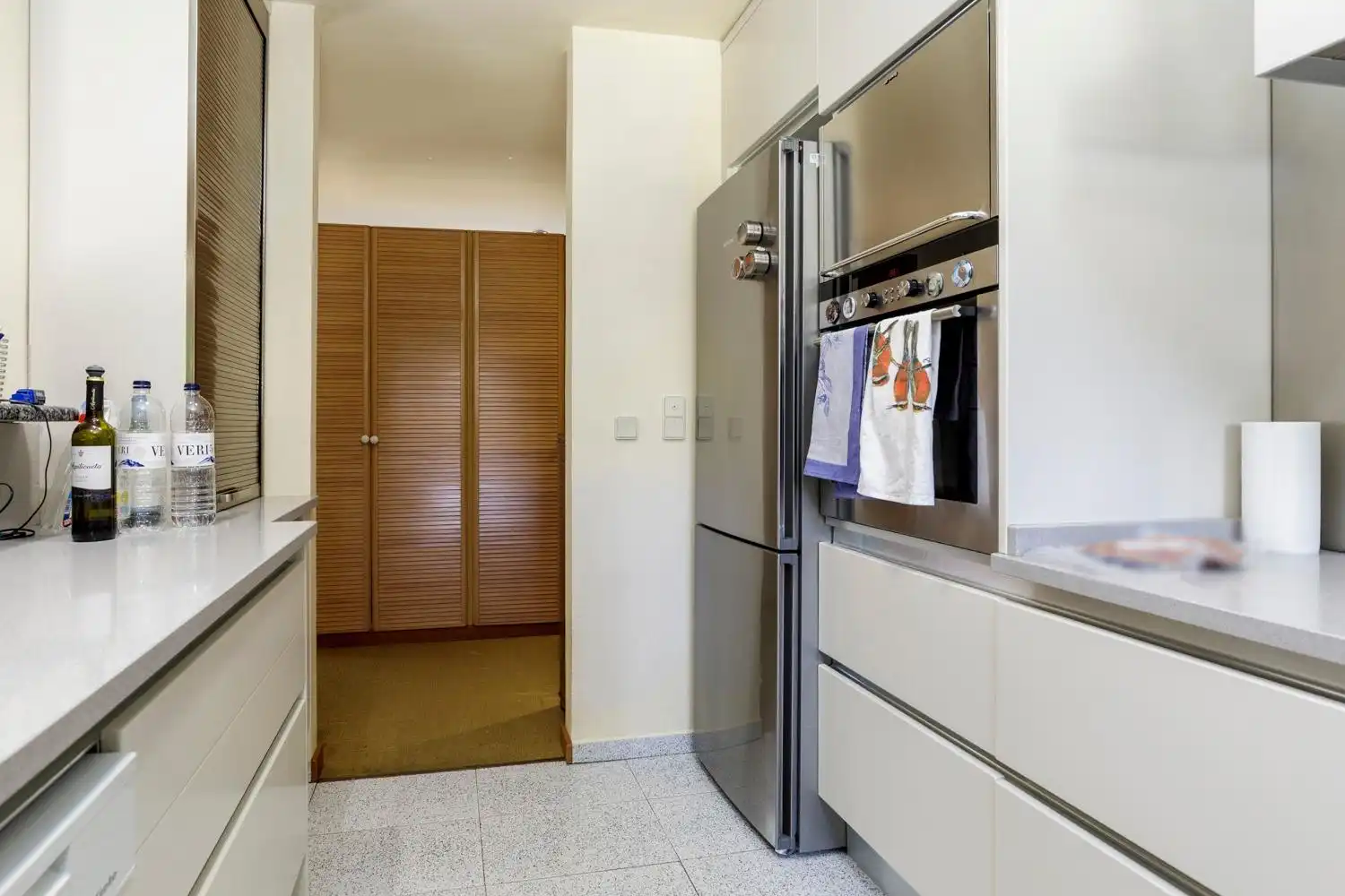 Cuina de Casa o xalet en venda en Zaragoza amb Aire condicionat, Calefacció i Jardí privat