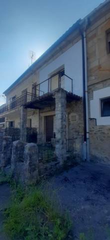 Casa-chalet en Venta en La Estacion, 23 en Hazas de Cesto
