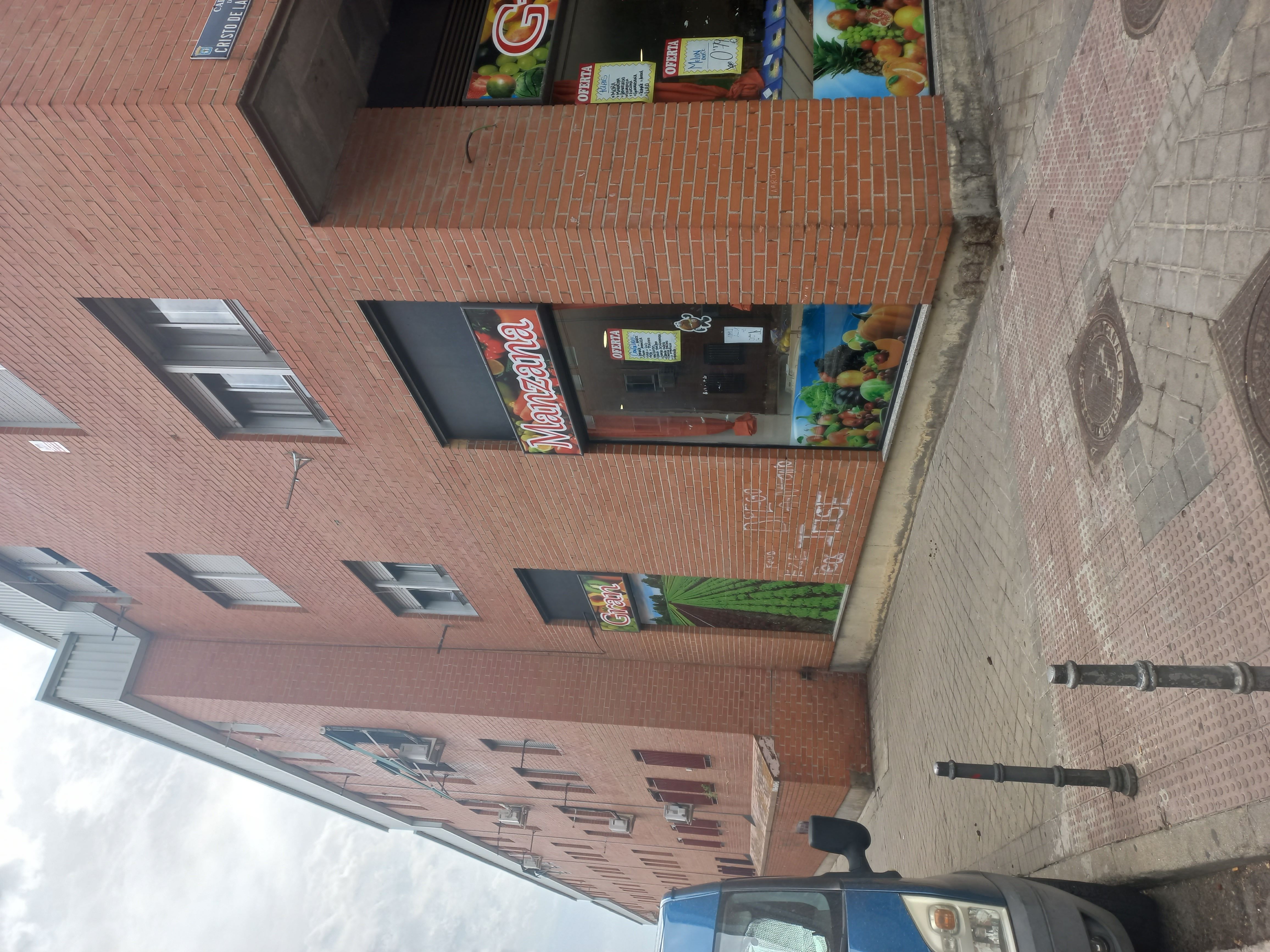 Premises for sale in  Madrid Capital