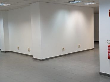 Local comercial de lloguer a gabriel miro