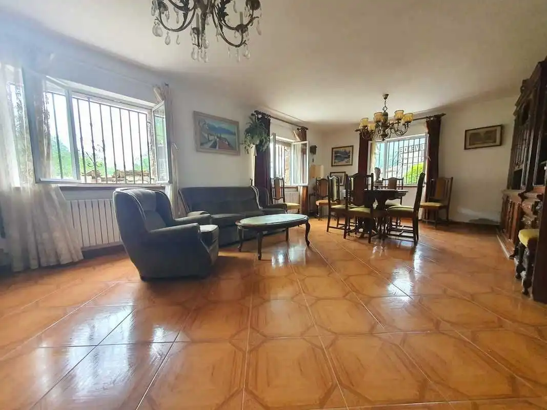 Sala d'estar de Casa o xalet en venda en Llanes amb Calefacció i Jardí privat