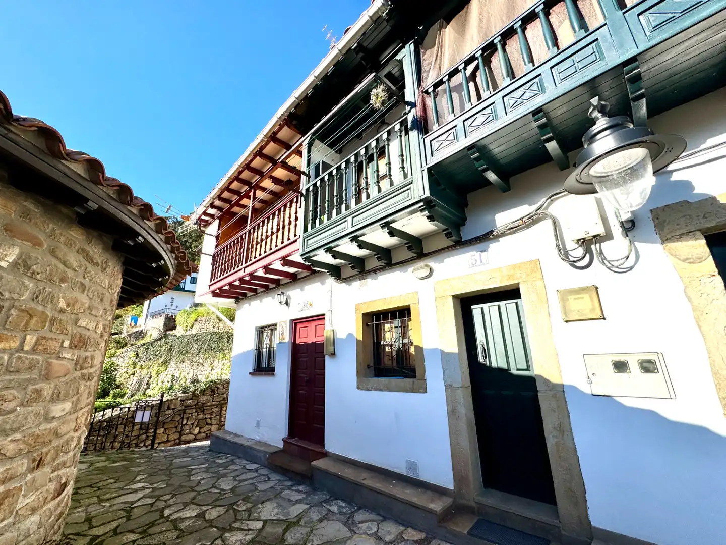 Vista exterior de Casa adosada en venta en Villaviciosa con Calefacción, Parquet y Amueblado