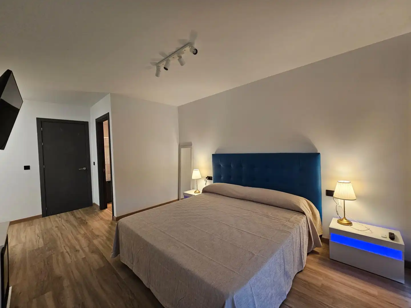 Dormitori de Casa o xalet en venda en Miño amb Jardí privat, Terrassa i Traster