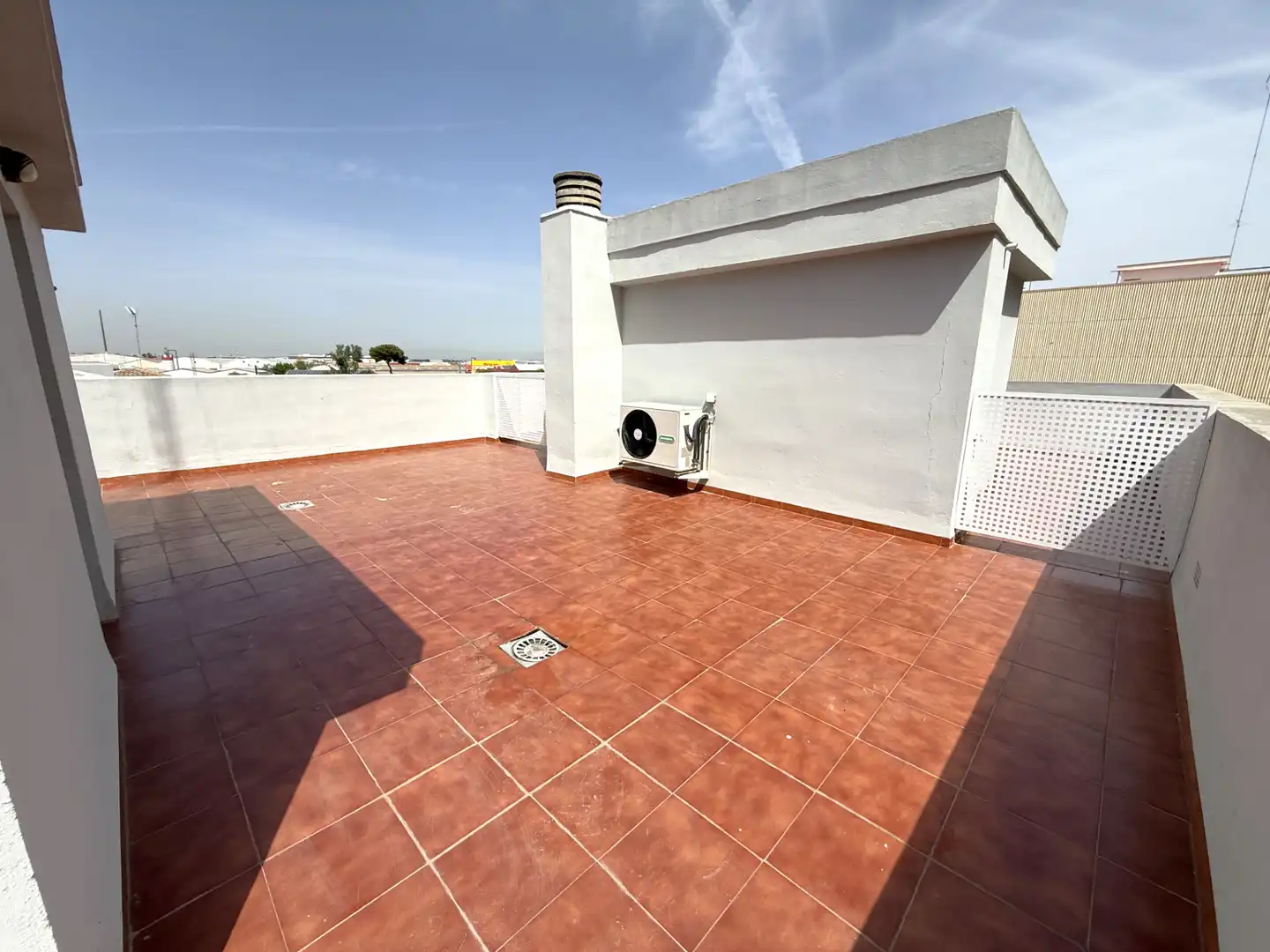 Terraza de Casa adosada en venta en Torrent con Terraza, Trastero y Piscina comunitaria