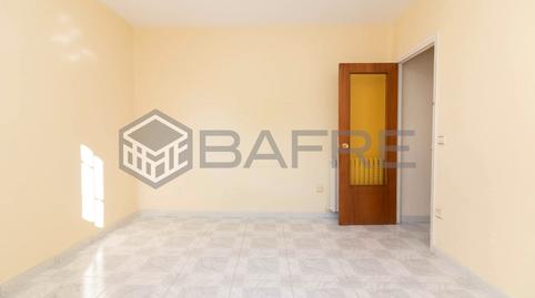 Foto 2 de Pis en venda a Calle de Marcelo Usera, Moscardó,  Madrid Capital