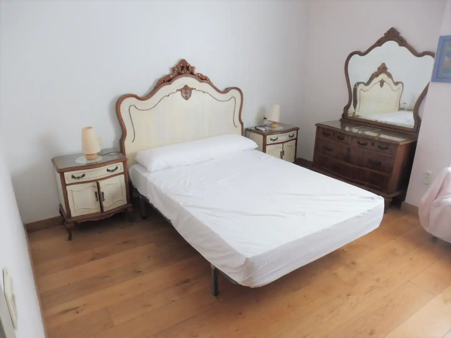 Dormitori de Apartament de lloguer en Granada amb Aire condicionat, Calefacció i Terrassa