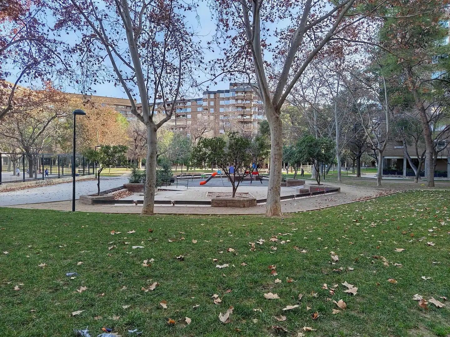 Vista exterior de Local en venda en Zaragoza