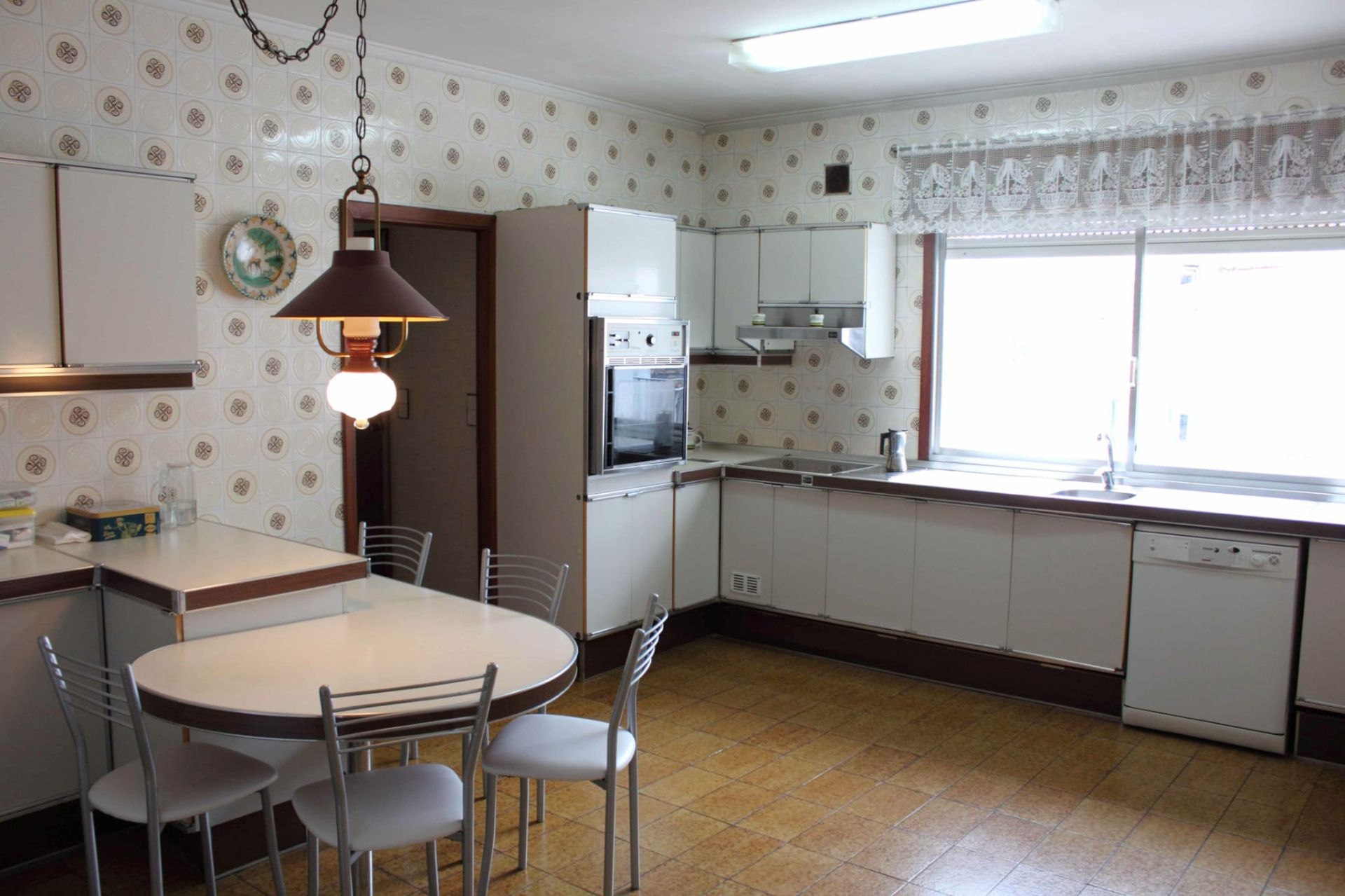 Kitchen of Flat for sale in Monforte de Lemos  with Parquet flooring, Terrace and Furnished