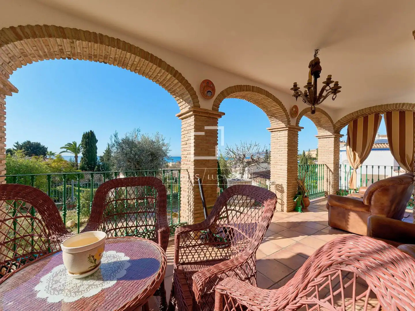 Terraza de Casa o chalet en venta en Rincón de la Victoria con Jardín privado, Terraza y Balcón