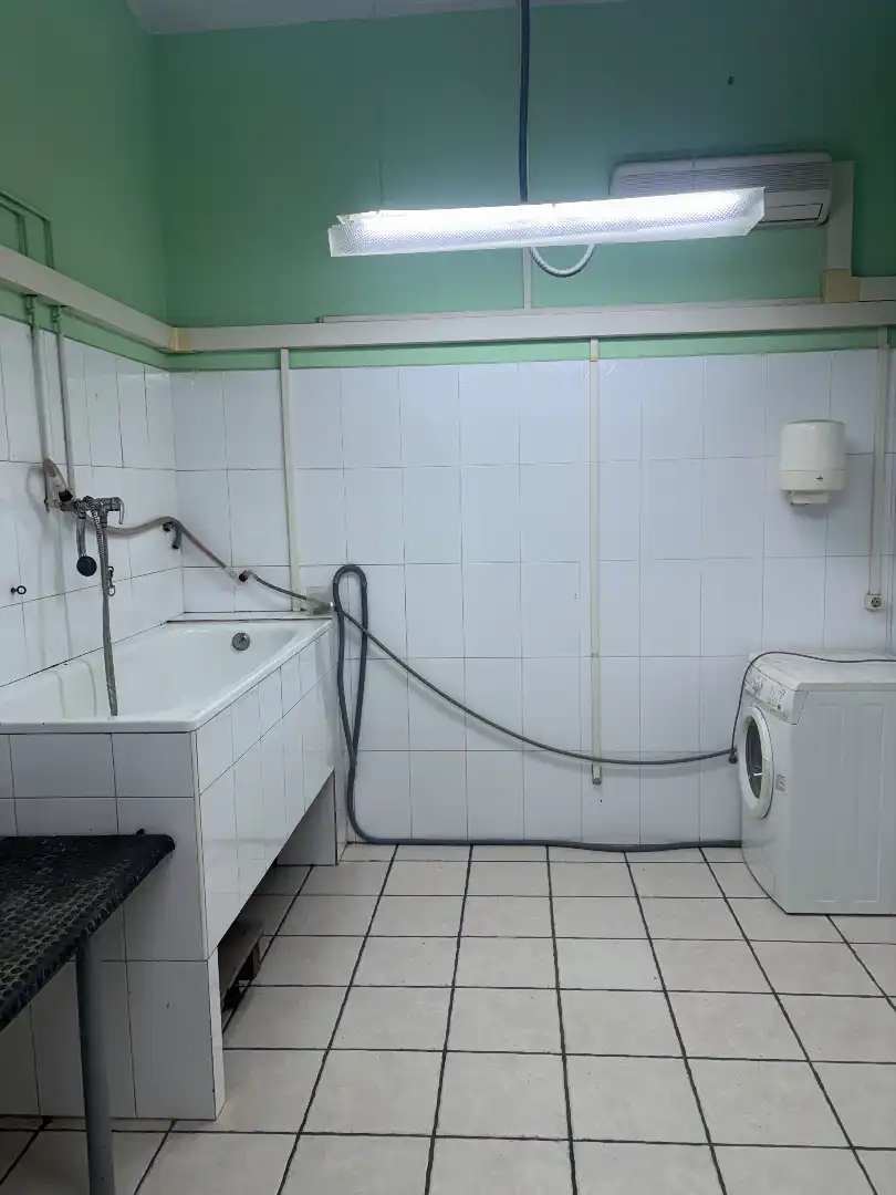 Business premises for sale in Carrer de Martorell, imagen 4
